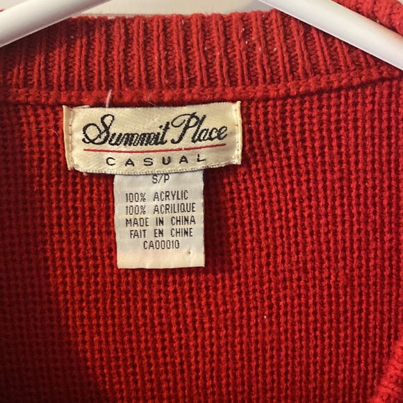 Red Size Small acrylic button cardigan holds shape well, sturdy weave, - Picture 2 of 3